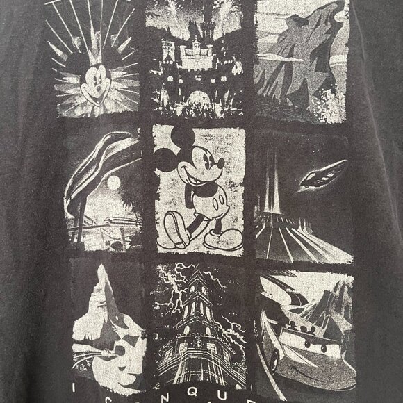 Vintage-Style Disneyland T-Shirt | Black & White “I Conquered Disneyland” - Picture 3 of 4